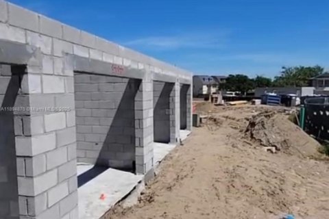 Condo in Kissimmee, Florida, 3 bedrooms  № 1947320 - photo 6