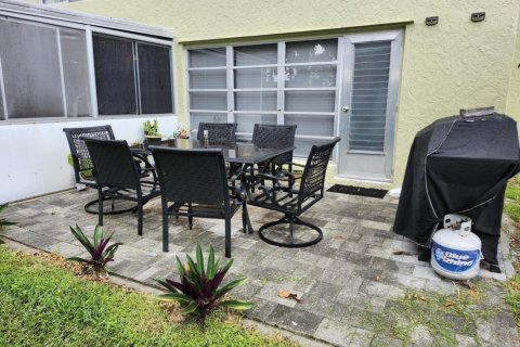 Condominio en venta en Delray Beach, Florida, 2 dormitorios, 108.42 m2 № 1226941 - foto 1