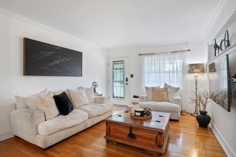 Casa en venta en Winter Park, Florida, 5 dormitorios, 208.29 m2 № 1858093 - foto 5