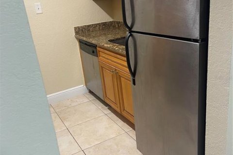 Condo in Orlando, Florida, 1 bedroom  № 2167743 - photo 10