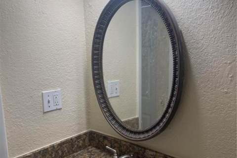 Condo in Orlando, Florida, 1 bedroom  № 2167743 - photo 13