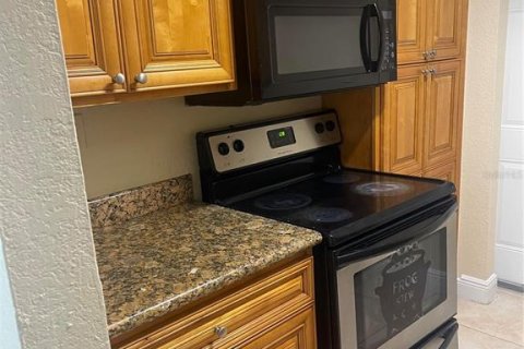 Condo in Orlando, Florida, 1 bedroom  № 2167743 - photo 12