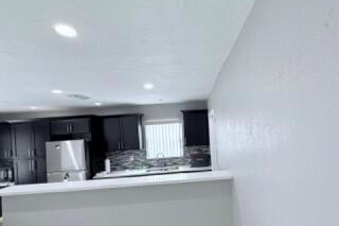 Propiedad comercial en venta en Oakland Park, Florida, 166.57 m2 № 2146134 - foto 9