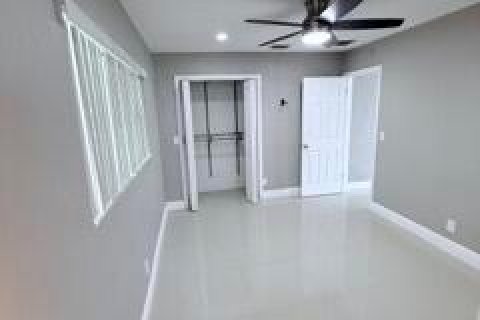 Propiedad comercial en venta en Oakland Park, Florida, 166.57 m2 № 2146134 - foto 22