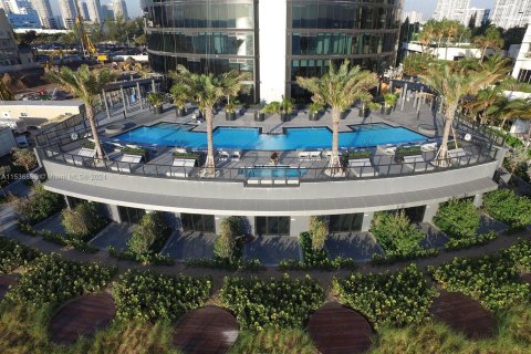 Купить кондоминиум в Санни-Айлс-Бич, Флорида 3 спальни, 385.92м2, № 2053502 - фото 20