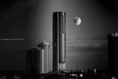 Купить кондоминиум в Санни-Айлс-Бич, Флорида 3 спальни, 385.92м2, № 2053502 - фото 18