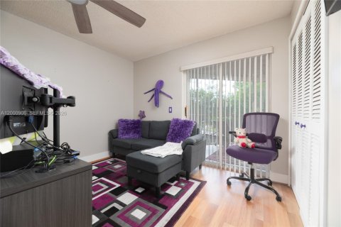 Copropriété à vendre à Tamarac, Floride: 2 chambres, 123.1 m2 № 2065130 - photo 29