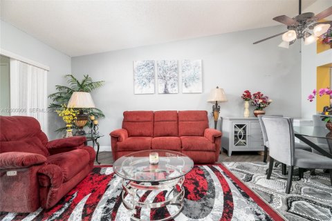 Condo à Tamarac, Floride, 2 chambres  № 2065130