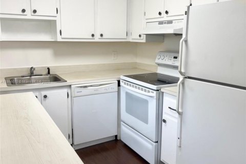 Condominio en venta en Delray Beach, Florida, 2 dormitorios, 81.75 m2 № 1897738 - foto 9