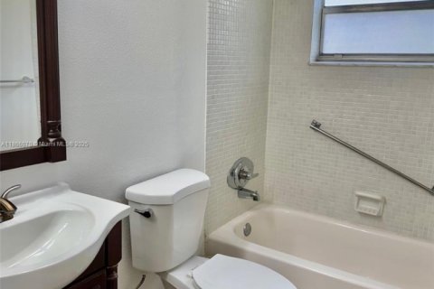 Condominio en venta en Delray Beach, Florida, 2 dormitorios, 81.75 m2 № 1897738 - foto 18