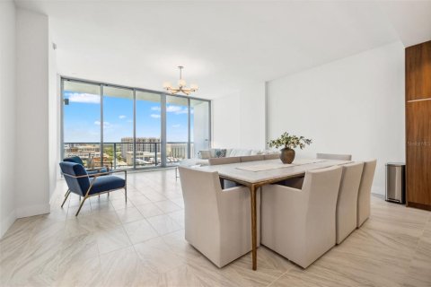 Condominio en venta en Saint Petersburg, Florida, 1 dormitorio, 144 m2 № 1793267 - foto 12
