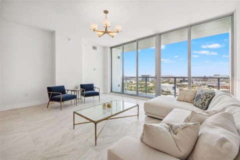 Condominio en venta en Saint Petersburg, Florida, 1 dormitorio, 144 m2 № 1793267 - foto 8