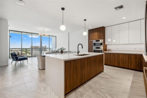 Condominio en venta en Saint Petersburg, Florida, 1 dormitorio, 144 m2 № 1793267 - foto 13