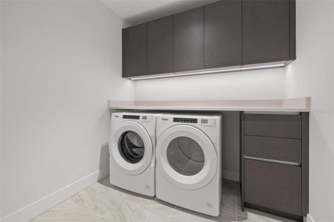 Condominio en venta en Saint Petersburg, Florida, 1 dormitorio, 144 m2 № 1793267 - foto 29