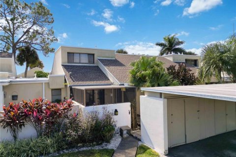 Condominio en Sarasota, Florida, 3 dormitorios № 2098367