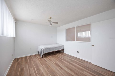 Copropriété à vendre à Sarasota, Floride: 3 chambres, 139.17 m2 № 2098367 - photo 29