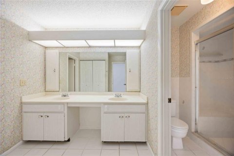 Copropriété à vendre à Sarasota, Floride: 3 chambres, 139.17 m2 № 2098367 - photo 24