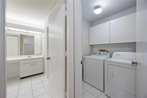 Copropriété à vendre à Sarasota, Floride: 3 chambres, 139.17 m2 № 2098367 - photo 25