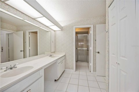 Copropriété à vendre à Sarasota, Floride: 3 chambres, 139.17 m2 № 2098367 - photo 23