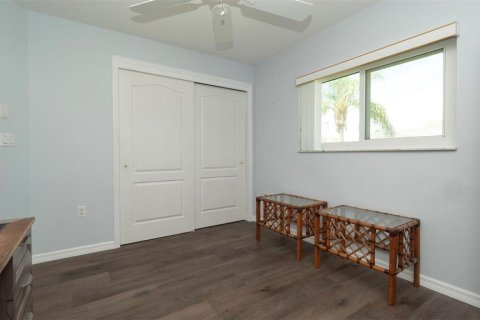 House in Spring Hill, Florida 3 bedrooms, 160.16 sq.m. № 1909110 - photo 24