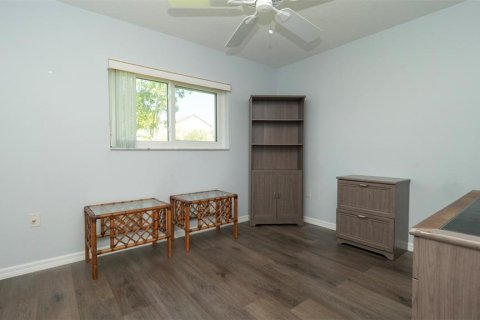 House in Spring Hill, Florida 3 bedrooms, 160.16 sq.m. № 1909110 - photo 23