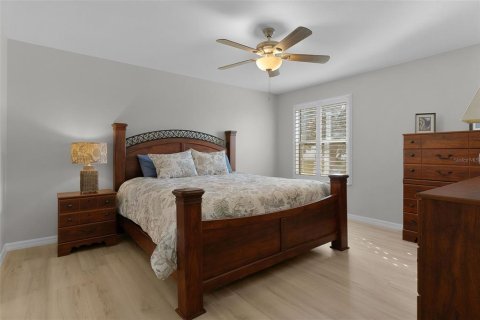 House in The Villages, Florida 3 bedrooms, 129.32 sq.m. № 2434908 - photo 26