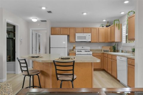 House in The Villages, Florida 3 bedrooms, 129.32 sq.m. № 2434908 - photo 13