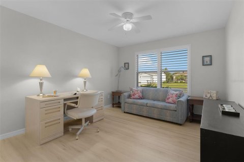House in The Villages, Florida 3 bedrooms, 129.32 sq.m. № 2434908 - photo 20