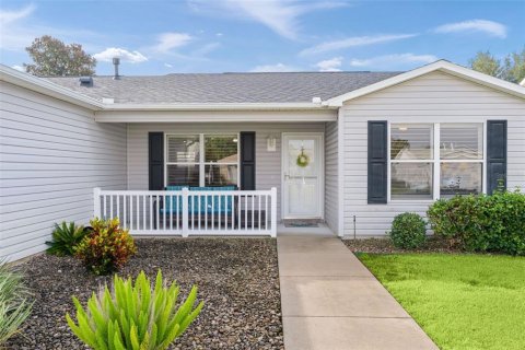 House in The Villages, Florida 3 bedrooms, 129.32 sq.m. № 2434908 - photo 5