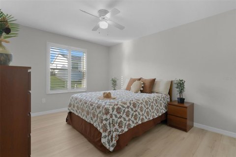House in The Villages, Florida 3 bedrooms, 129.32 sq.m. № 2434908 - photo 23