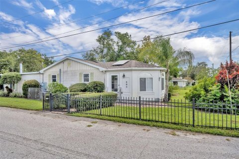House in Haines City, Florida 4 bedrooms, 209.59 sq.m. № 1900083 - photo 1