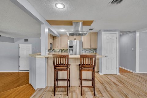 House in Haines City, Florida 4 bedrooms, 209.59 sq.m. № 1900083 - photo 8