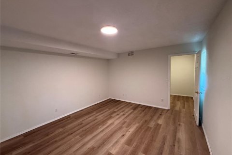 Купить коммерческую недвижимость в Дейд-Сити, Флорида 146.14м2, № 2427458 - фото 14