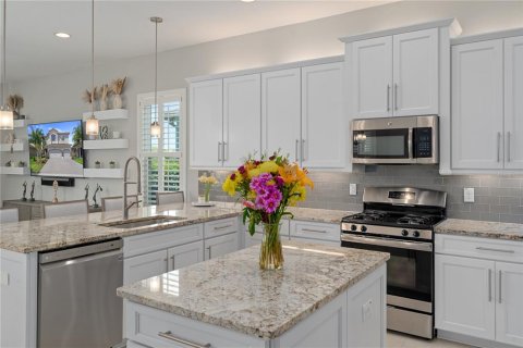 Casa en venta en Wesley Chapel, Florida, 6 dormitorios, 380.34 m2 № 2225361 - foto 23