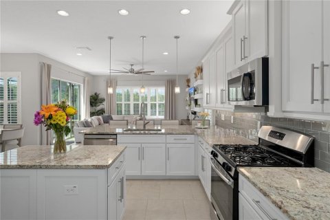Casa en venta en Wesley Chapel, Florida, 6 dormitorios, 380.34 m2 № 2225361 - foto 25