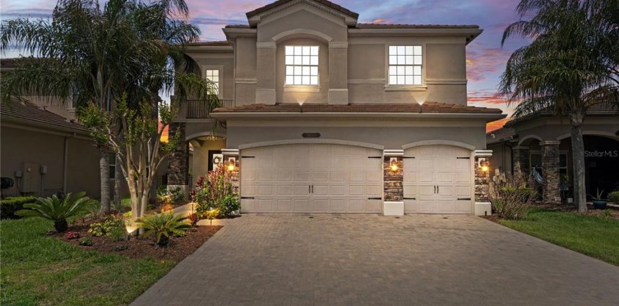 Casa en Wesley Chapel, Florida 6 dormitorios, 380.34 m2 № 2225361