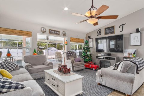 Villa ou maison à vendre à Port Orange, Floride: 4 chambres, 167.97 m2 № 1588659 - photo 23