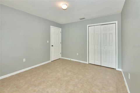 Villa ou maison à vendre à Bradenton, Floride: 3 chambres, 97.73 m2 № 2273088 - photo 12