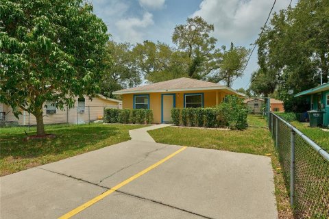 Villa ou maison à vendre à Bradenton, Floride: 3 chambres, 97.73 m2 № 2273088 - photo 2