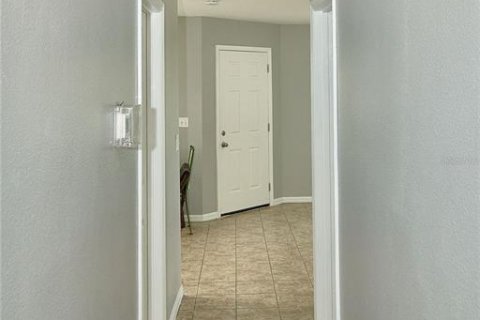 Villa ou maison à vendre à Bradenton, Floride: 3 chambres, 97.73 m2 № 2273088 - photo 16