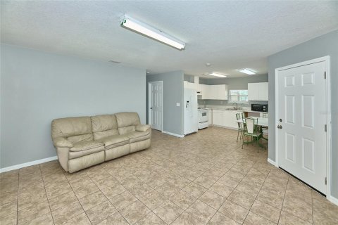 Villa ou maison à vendre à Bradenton, Floride: 3 chambres, 97.73 m2 № 2273088 - photo 5