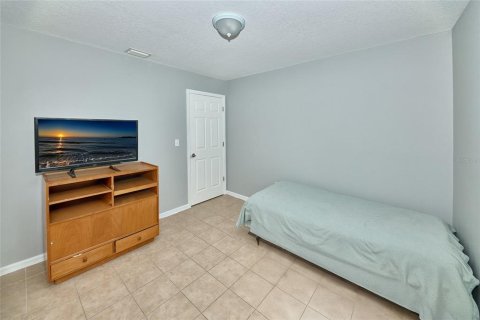 Villa ou maison à vendre à Bradenton, Floride: 3 chambres, 97.73 m2 № 2273088 - photo 9