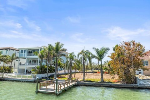 Land in Treasure Island, Florida № 1651377 - photo 7