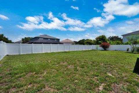 House in Auburndale, Florida 3 bedrooms, 155.05 sq.m. № 1787972 - photo 24