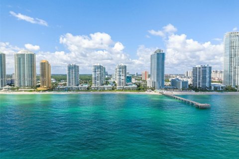 Condo in Sunny Isles Beach, Florida, 1 bedroom № 1991063 - photo 8