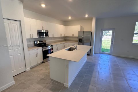 House in Homestead, Florida 3 bedrooms № 1705360 - photo 7