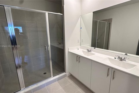 House in Homestead, Florida 3 bedrooms № 1705360 - photo 16