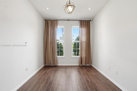 Купить виллу или дом в Холливуд, Флорида 4 спальни, 232.44м2, № 2086062 - фото 22