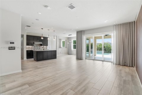 Купить виллу или дом в Холливуд, Флорида 4 спальни, 232.44м2, № 2086062 - фото 6