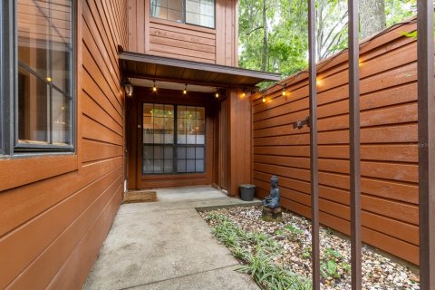 Condo in Gainesville, Florida, 2 bedrooms  № 1717823 - photo 4
